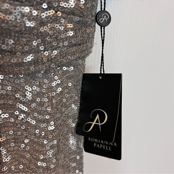 NWT ADRIANNA PAPELL Wave Sequin Draped Gown. Size 12 - Picture 13 of 14